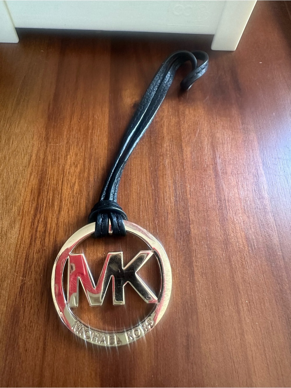 Michael Kors Keychain Women Gold Tone Logo Black Leather Strap
